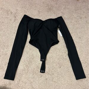 *NEW WITH TAGS* Forever 21 Off the Shoulder Black Bodysuit w/ Built-in-Bra